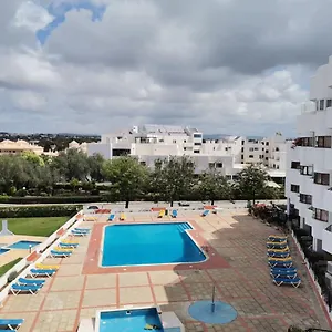 albufeira-coral-308-t1.hotelaalgarve.com/
